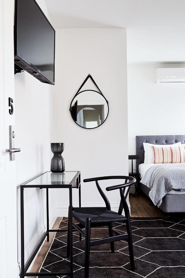 Richmond Studios By Short & Long Stays Melbourne Bagian luar foto